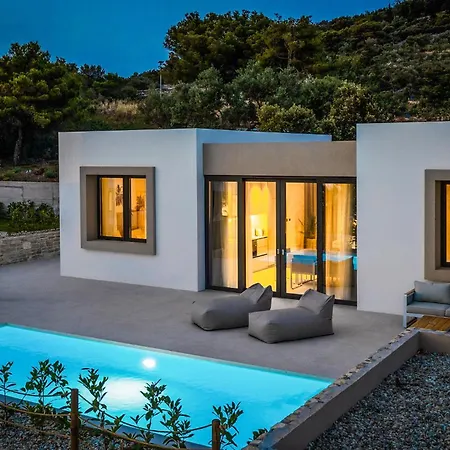 Luxurious In