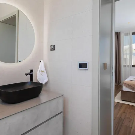 Luxurious In